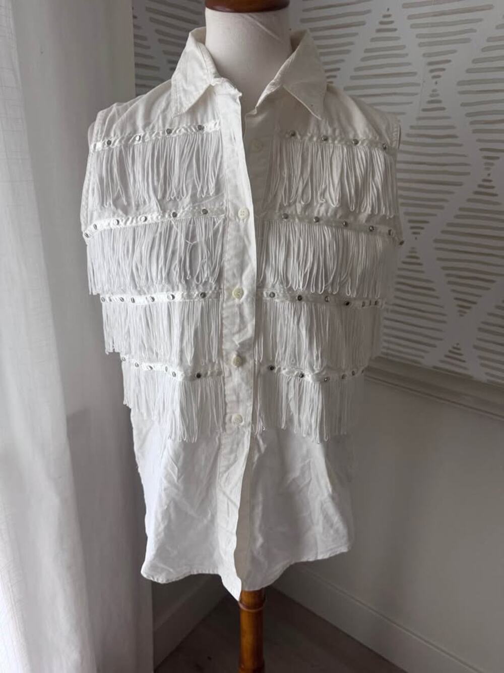 Vintage 90s KZK Medium White Fringe Rhinestone Western Boho Rodeo Tank Top